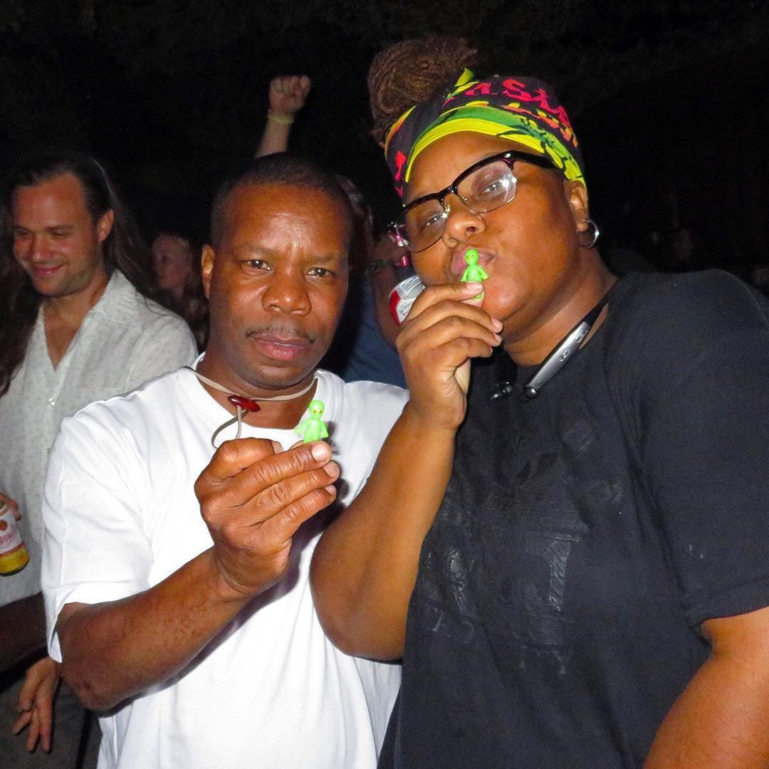 Detroit aliens - Image 1