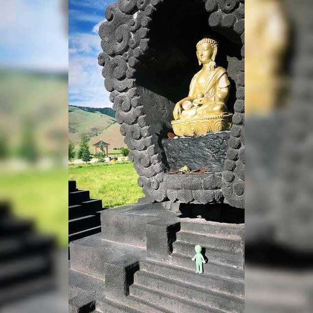 Garden of One Thousand Buddhaβs