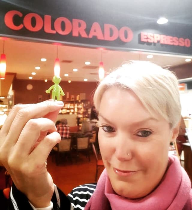 Lilyβs Allenβs Alien was back in Colorado in Japan, and fully caffeinated